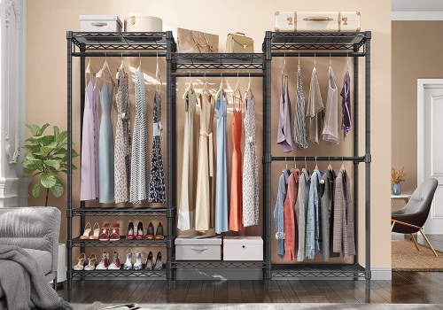 Mixing Trends with Timeless Pieces: How to Create a Custom and Personalized Wardrobe